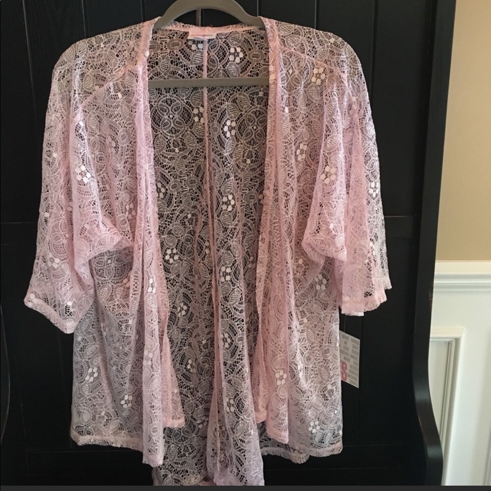 Lularoe small pink Lindsay